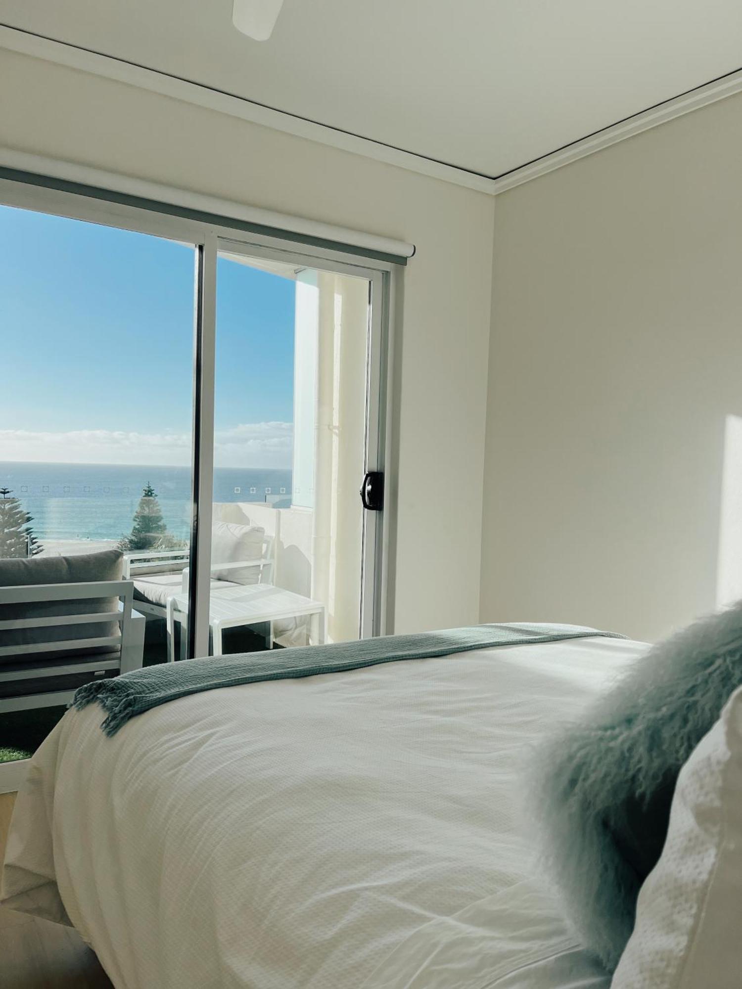 Bondi Beach Waves 2 Beachfront Apartment Sydney Bagian luar foto