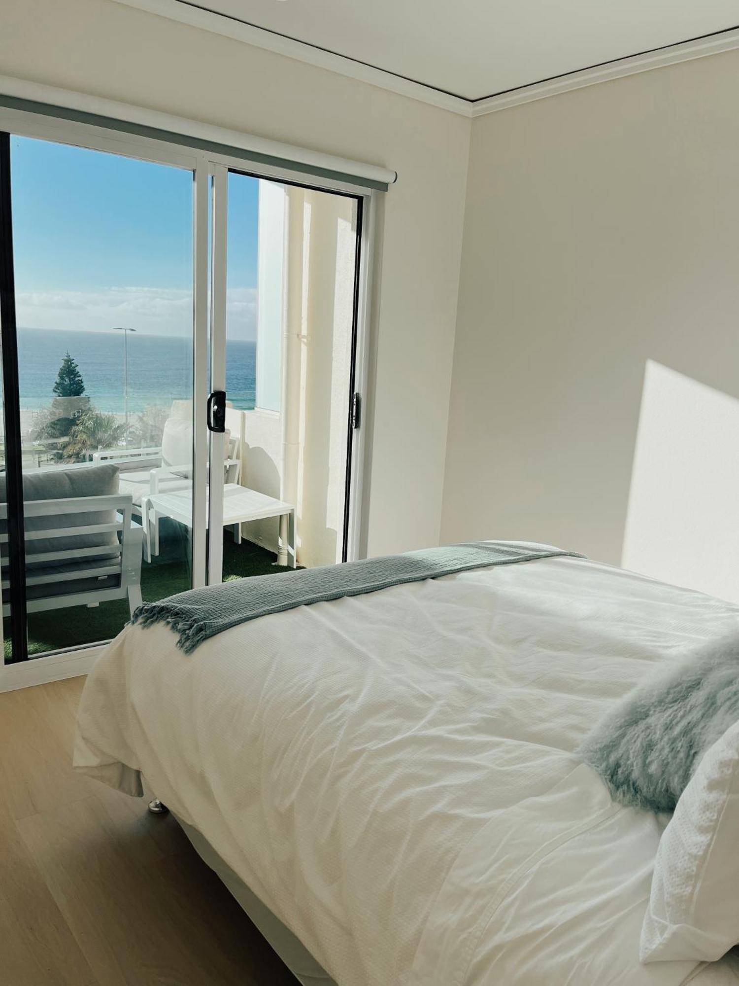 Bondi Beach Waves 2 Beachfront Apartment Sydney Bagian luar foto