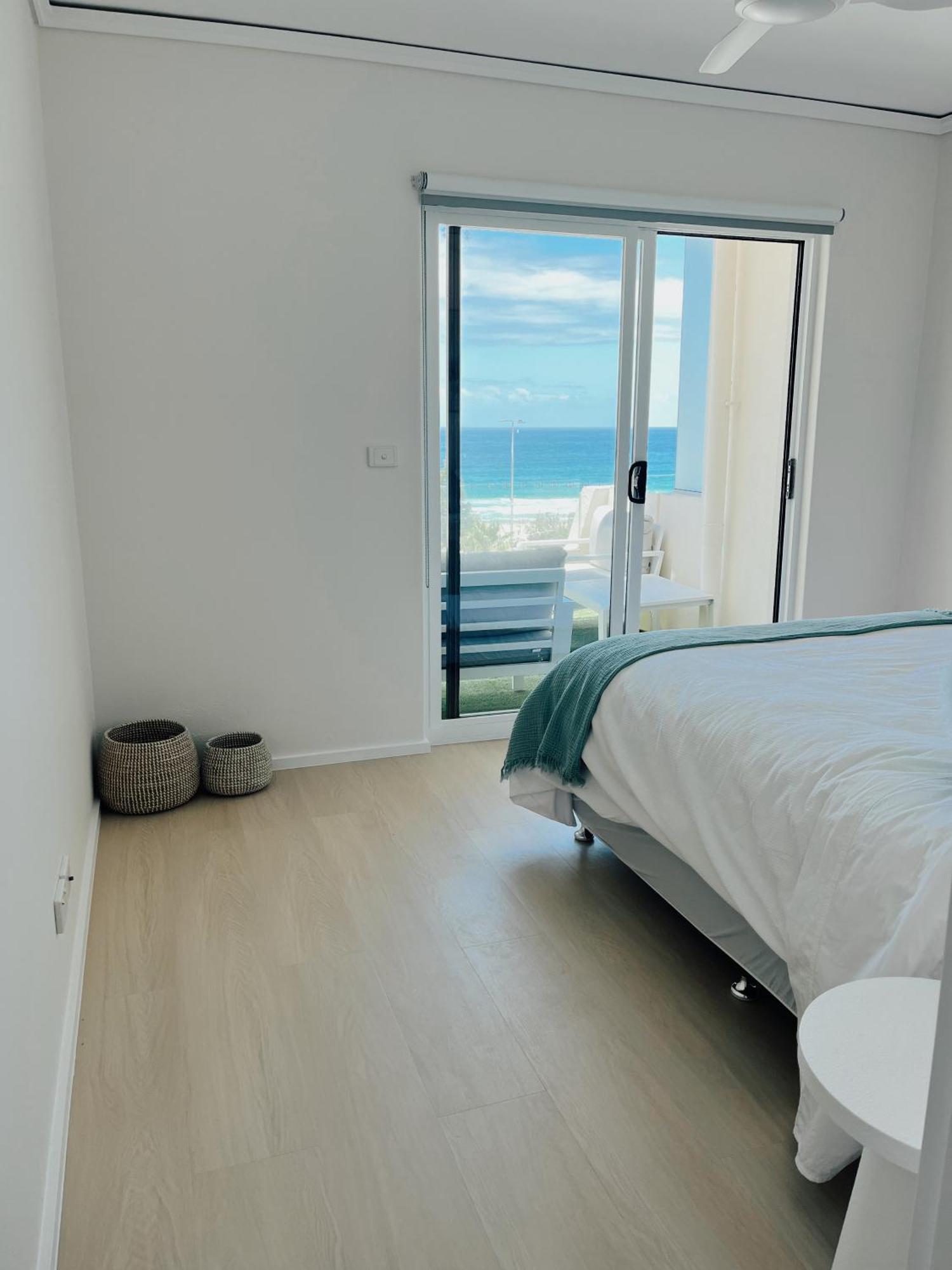Bondi Beach Waves 2 Beachfront Apartment Sydney Bagian luar foto
